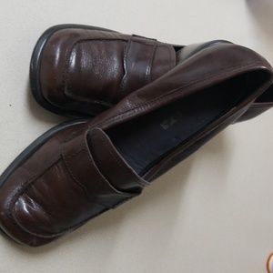 Sturdy shoes! Nine West